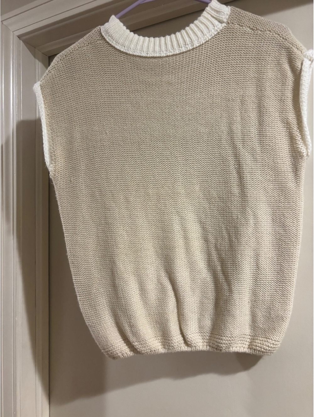 Boutique Knit Sweater Vest Beige Cream Color Block Soft Cozy Women’s S - Picture 2 of 6